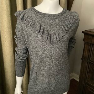 a.n.d eawy Sweater EUC